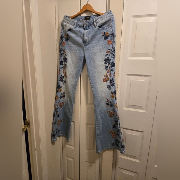 DRIFTWOOD Blue Straight Leg Jeans with Distressed Detailing 30.34 - Picture 6 of 16